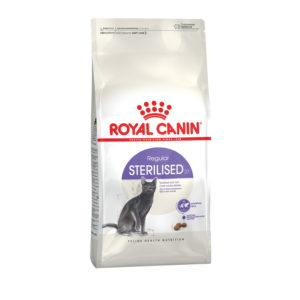 Царство домашних животных. Сухой корм Royal Canin Sterilised 37 для взрослых стерилизованных кошек.